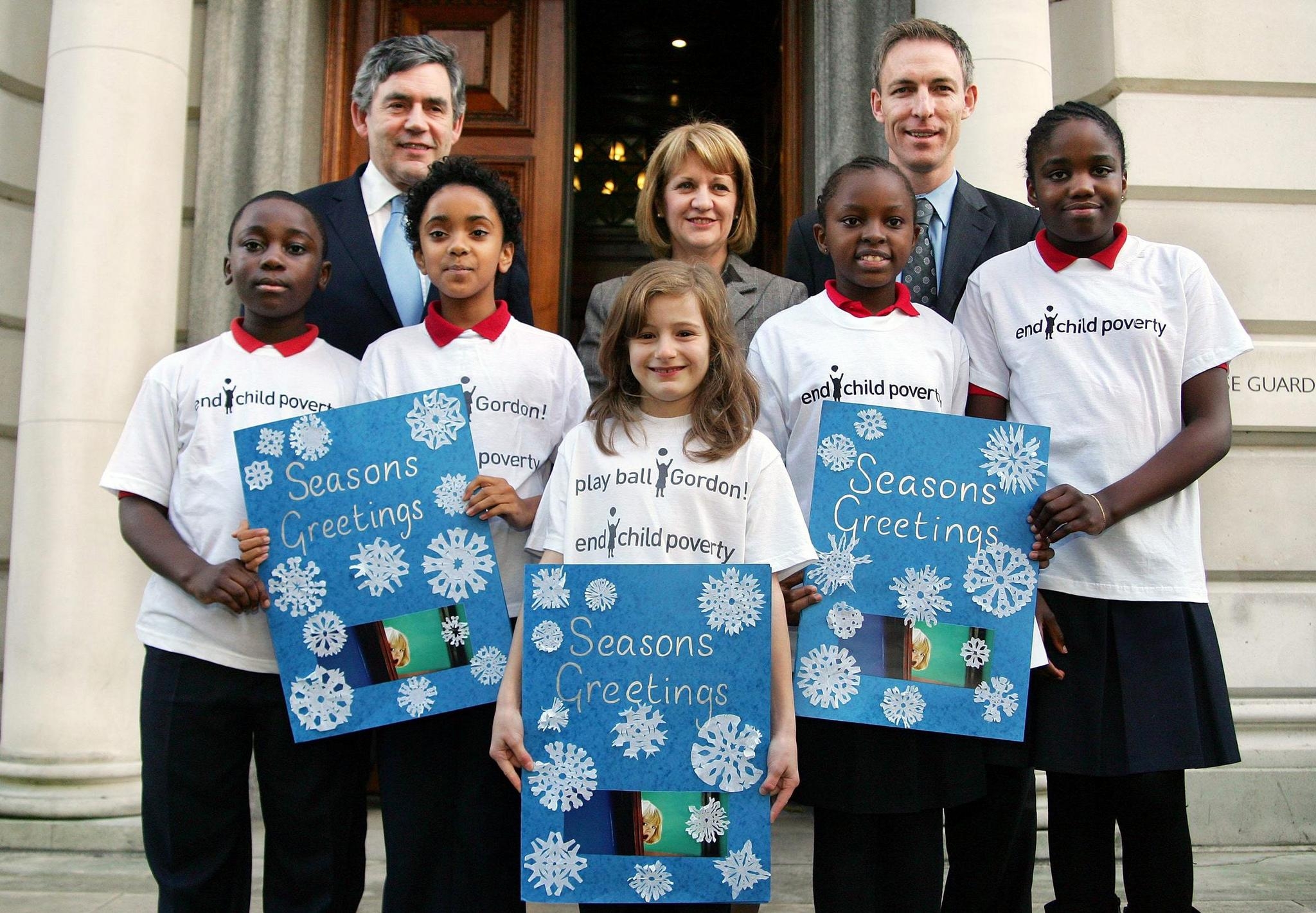 Bev and Gordon Brown with children as part of the Campaign to End Child Poverty